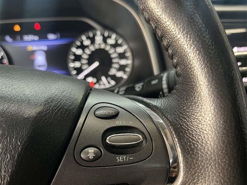 Used 2020 Nissan Murano SV w/ Premium Package image 23