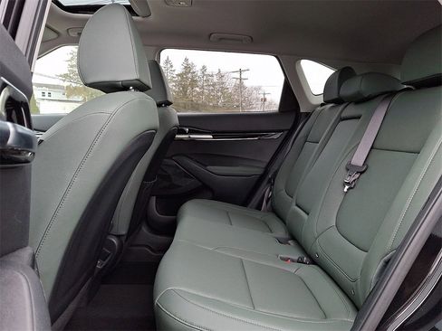 Certified 2025 Kia Seltos SX w/ SX Sunroof Package image 11