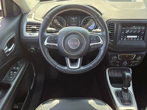 Used 2020 Jeep Compass Latitude image 13