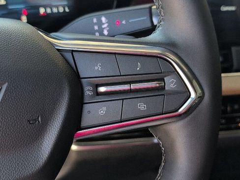 New 2026 Chevrolet Equinox ACTIV w/ Convenience Package III image 22