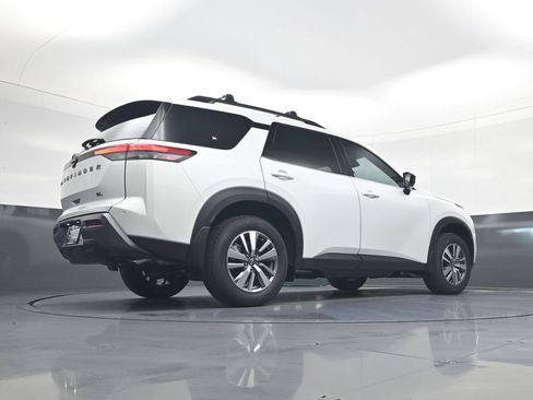 New 2026 Nissan Pathfinder SL w/ Cargo Package AWD/4WD image 22