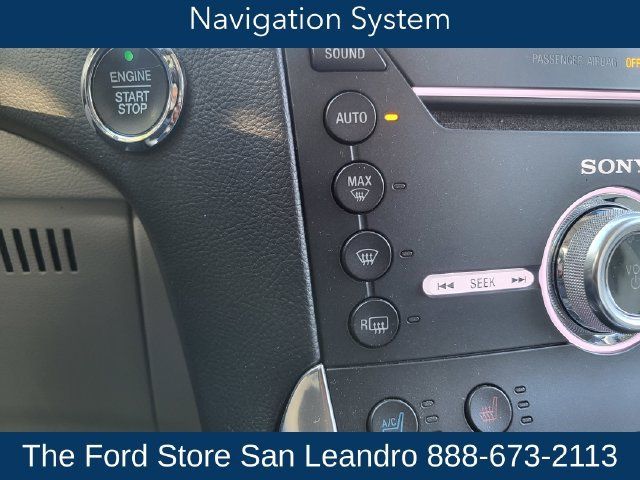 Used 2017 Ford Edge Titanium FWD image 18