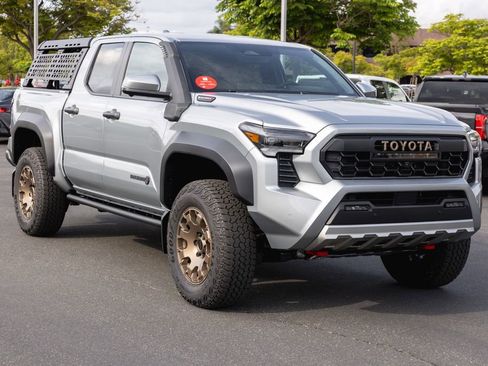 New 2026 Toyota Tacoma 4x4 Double Cab Hybrid image 3