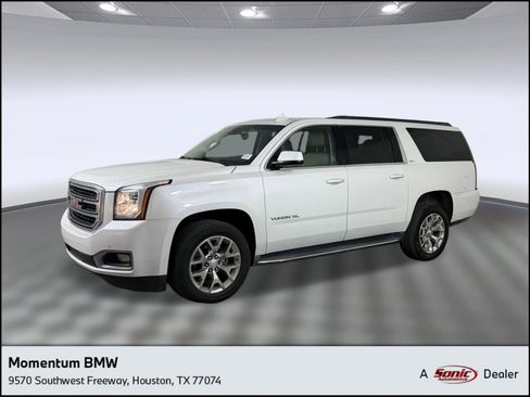 Used 2017 GMC Yukon XL SLT w/ Open Road Package RWD image 1