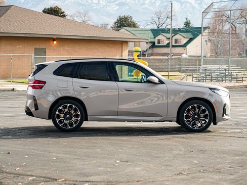 Used 2026 BMW X3 xDrive30 w/ Premium Package image 4