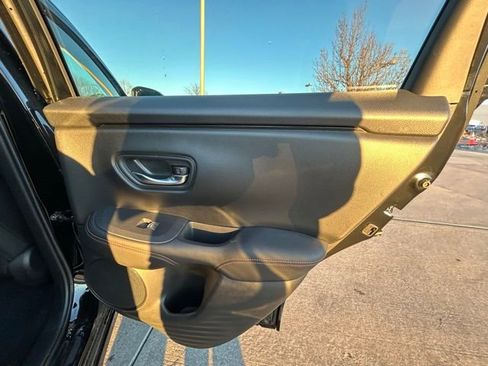 Used 2025 Honda HR-V Sport image 25