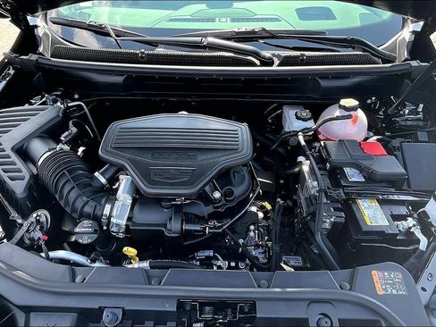 New 2026 Cadillac XT5 Premium Luxury w/ Driver Assist Package FWD image 11
