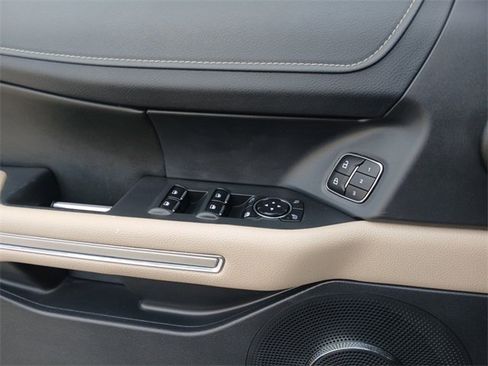 Used 2024 Ford Expedition Max Limited image 23