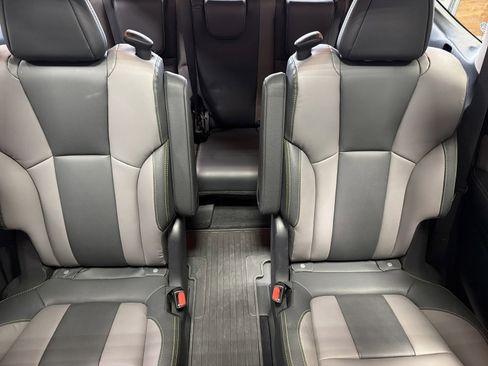 Certified 2024 Subaru Ascent Onyx Edition AWD/4WD image 13