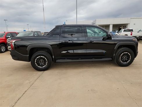 New 2026 Chevrolet Silverado EV Trail Boss image 5