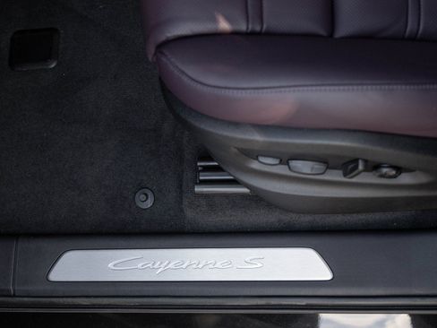 Certified 2026 Porsche Cayenne S AWD/4WD image 22
