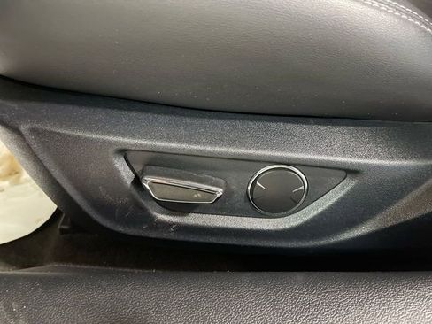 Used 2018 Ford Mustang GT Premium w/ GT Performance Package RWD image 12