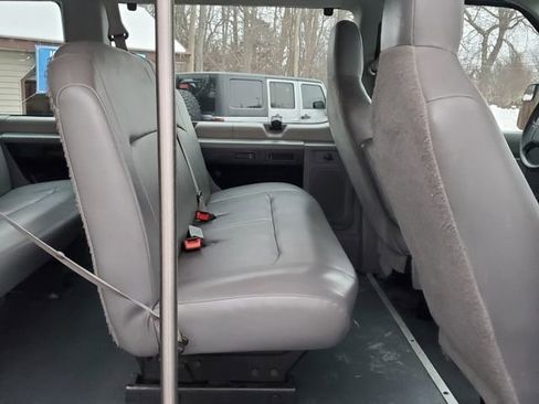 Used 2013 Ford E-350 and Econoline 350 XL image 35