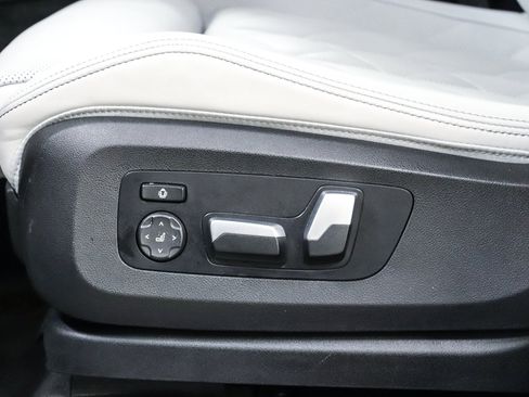 Certified 2023 BMW X5 sDrive40i w/ Executive Package RWD image 20