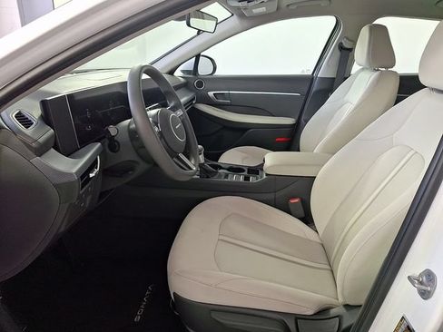 Certified 2025 Hyundai Sonata SE FWD image 16