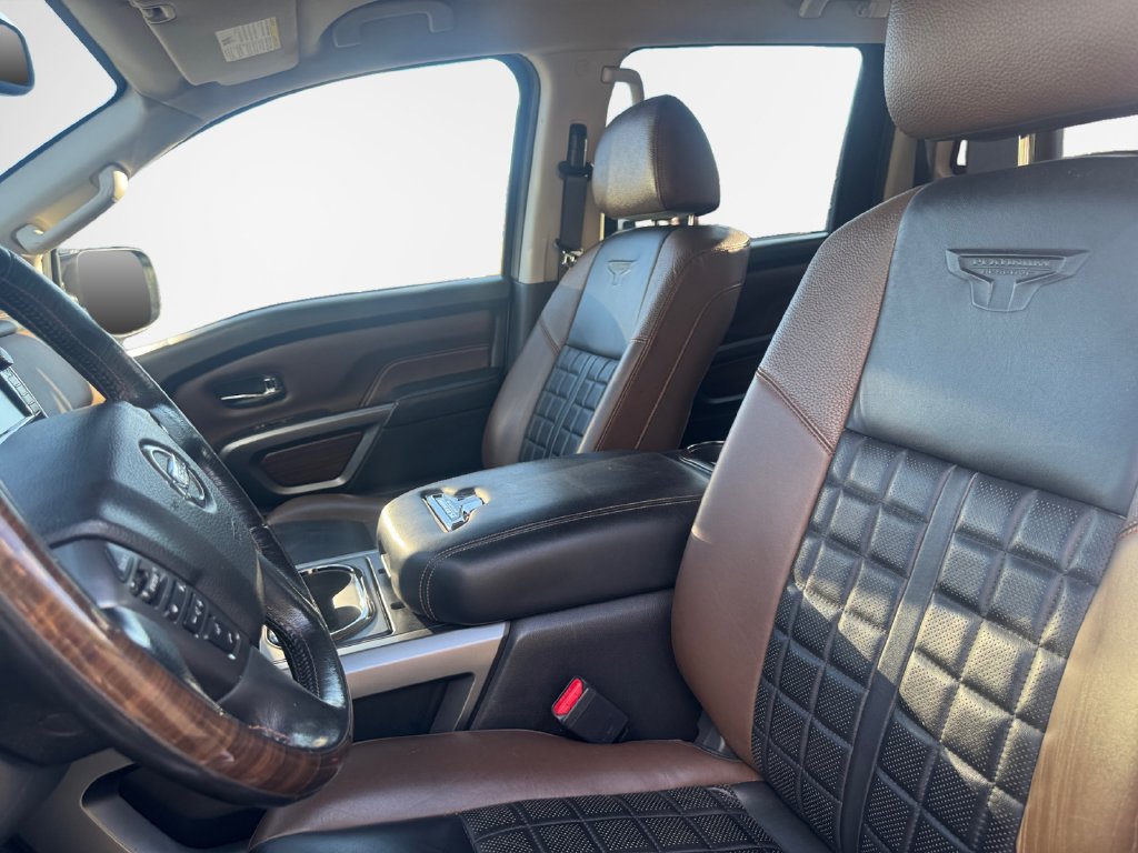 Used 2019 Nissan Titan Platinum Reserve w/ Platinum Utility Package AWD/4WD image 12