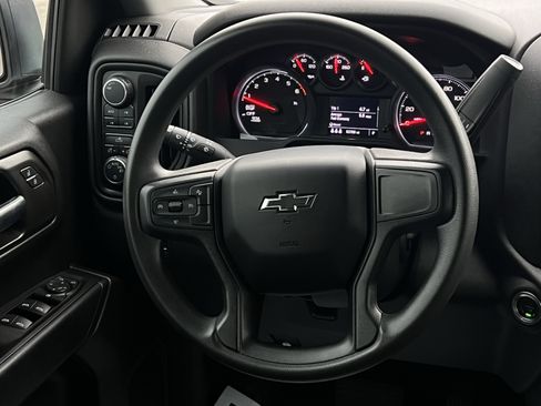 Used 2024 Chevrolet Silverado 1500 Custom Trail Boss w/ LPO, Dark Essentials Package image 11