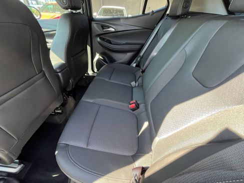 Used 2025 Buick Encore GX Preferred FWD image 27