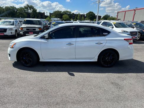 Used 2015 Nissan Sentra SR image 2