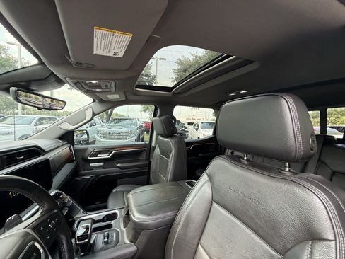Used 2024 GMC Sierra 1500 Denali w/ Denali Reserve Package RWD image 27