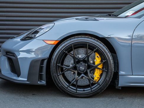 Certified 2025 Porsche 718 Cayman GT4 RS image 11