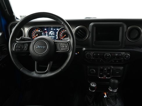 Used 2021 Jeep Gladiator Sport image 12