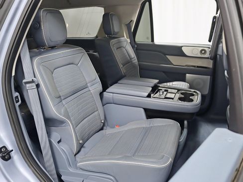 Used 2018 Lincoln Navigator Black Label w/ Cargo Package AWD/4WD image 33