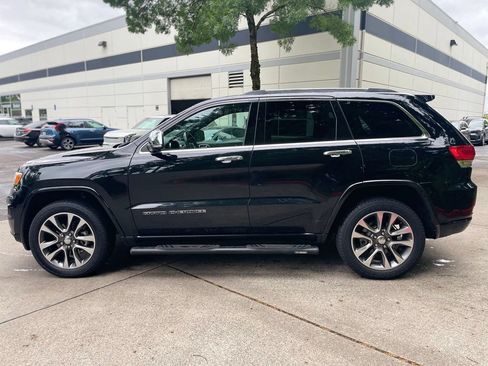 Used 2018 Jeep Grand Cherokee Overland AWD/4WD image 6