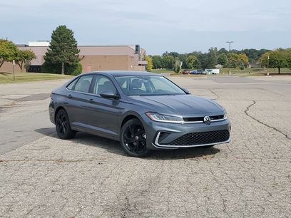 New 2025 Volkswagen Jetta SE