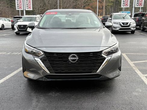 Used 2024 Nissan Sentra S image 4