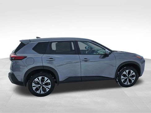 Used 2023 Nissan Rogue SV image 5