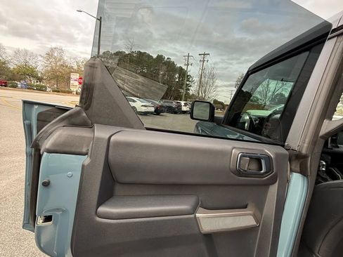 Used 2021 Ford Bronco First Edition AWD/4WD image 22