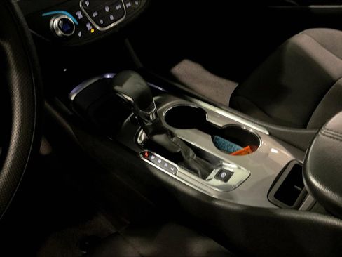 Used 2024 Chevrolet Malibu LT FWD image 16