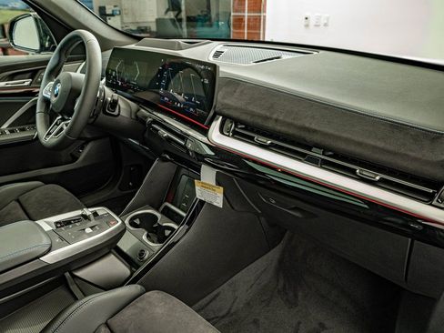 New 2026 BMW X1 xDrive28i w/ Technology Package image 37