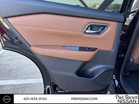 New 2026 Nissan Rogue Platinum image 25