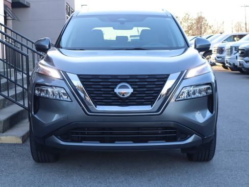 Used 2023 Nissan Rogue SL w/ SL Premium Package image 4