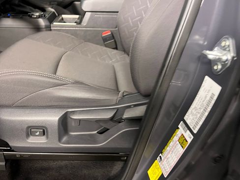 Used 2025 Toyota Tacoma SR5 image 22