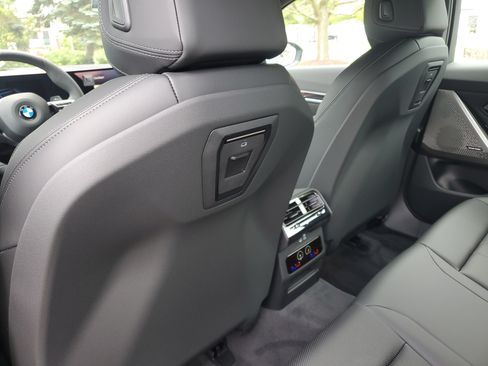 New 2027 BMW 530i xDrive w/ M Sport Package AWD/4WD image 26