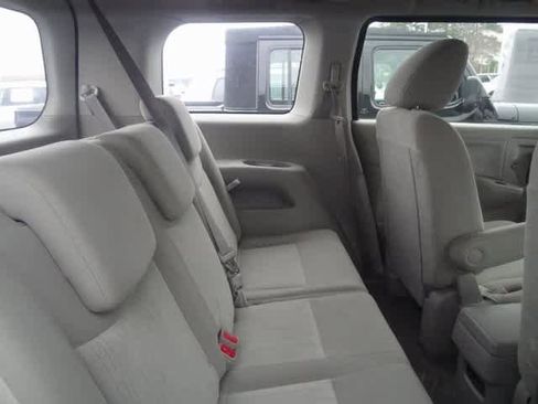 Used 2014 Nissan Quest SV image 10