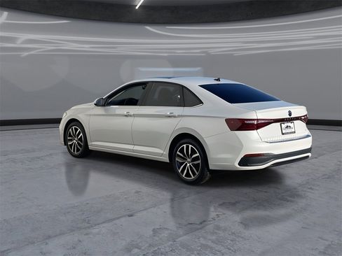 New 2026 Volkswagen Jetta SE image 4