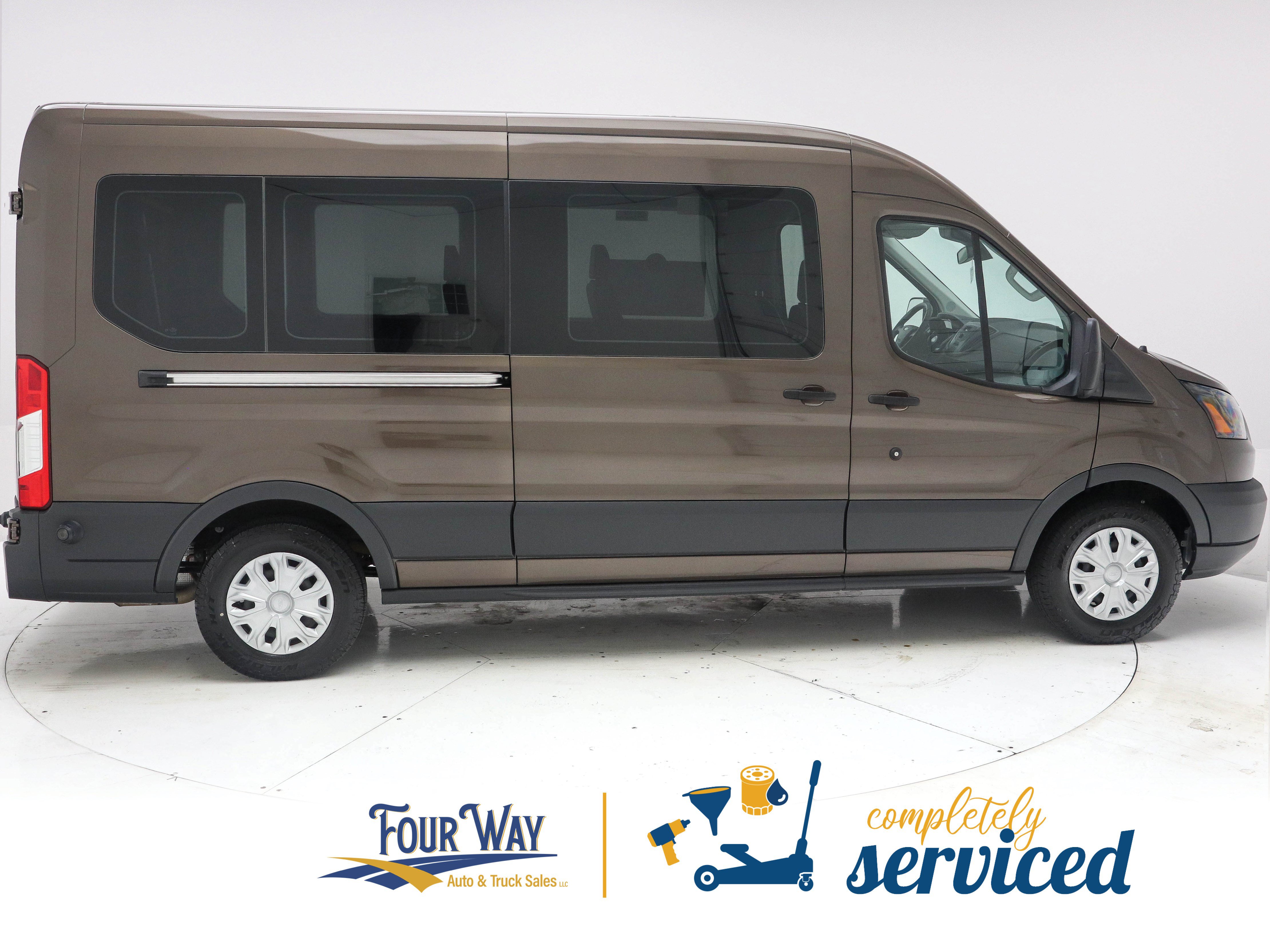 Used 2017 Ford Transit 350 XL RWD image 4
