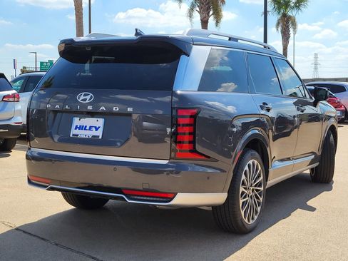 New 2026 Hyundai Palisade Calligraphy FWD image 5