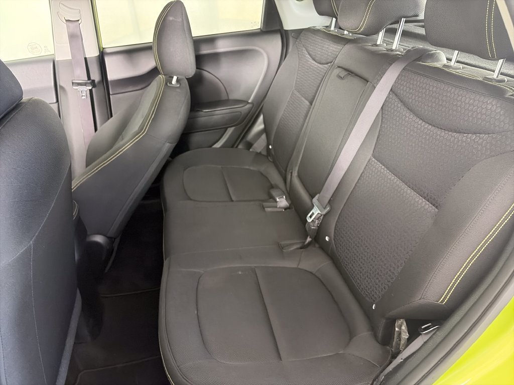 Used 2014 Kia Soul + FWD image 13