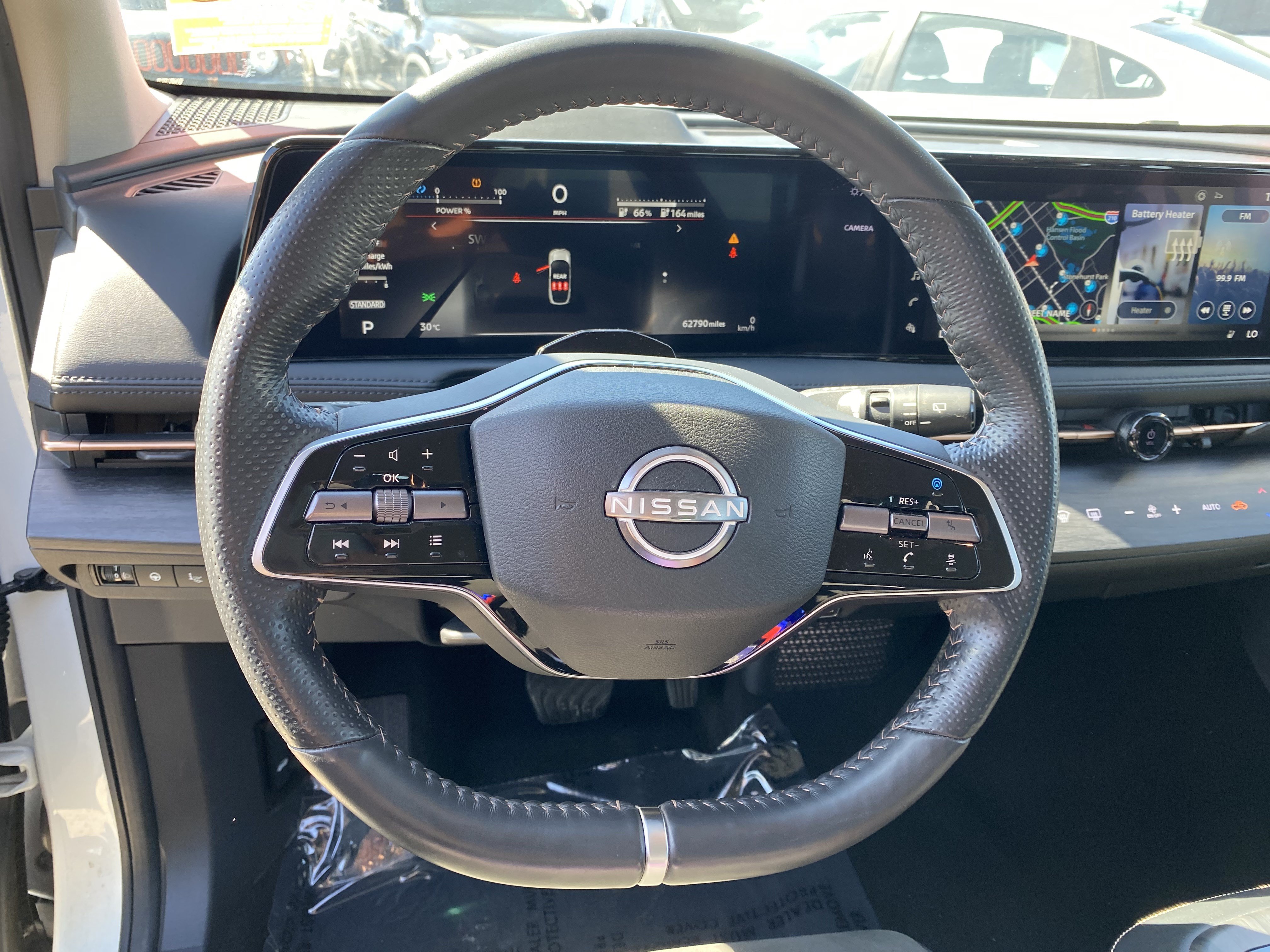 Used 2023 Nissan Ariya FWD image 25