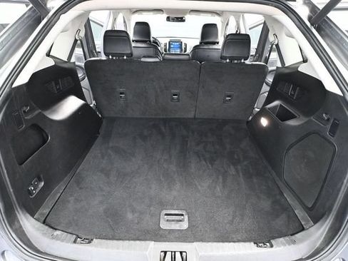 Used 2024 Ford Edge Titanium AWD/4WD image 38