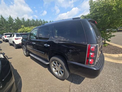 Used 2013 GMC Yukon Denali AWD/4WD image 5