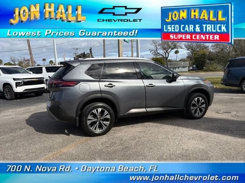 Used 2021 Nissan Rogue SV w/ Premium Package image 13