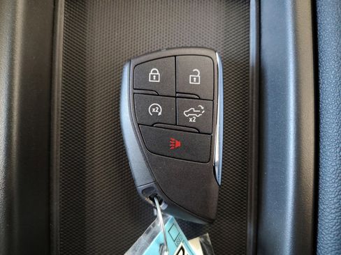Used 2024 Chevrolet Silverado 1500 LT AWD/4WD image 30