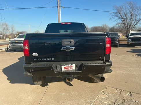 Used 2019 Chevrolet Silverado 2500 LT w/ Custom Sport Edition image 7