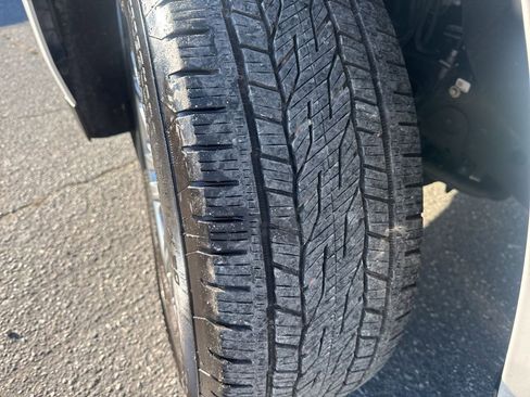 Used 2021 GMC Yukon Denali image 35